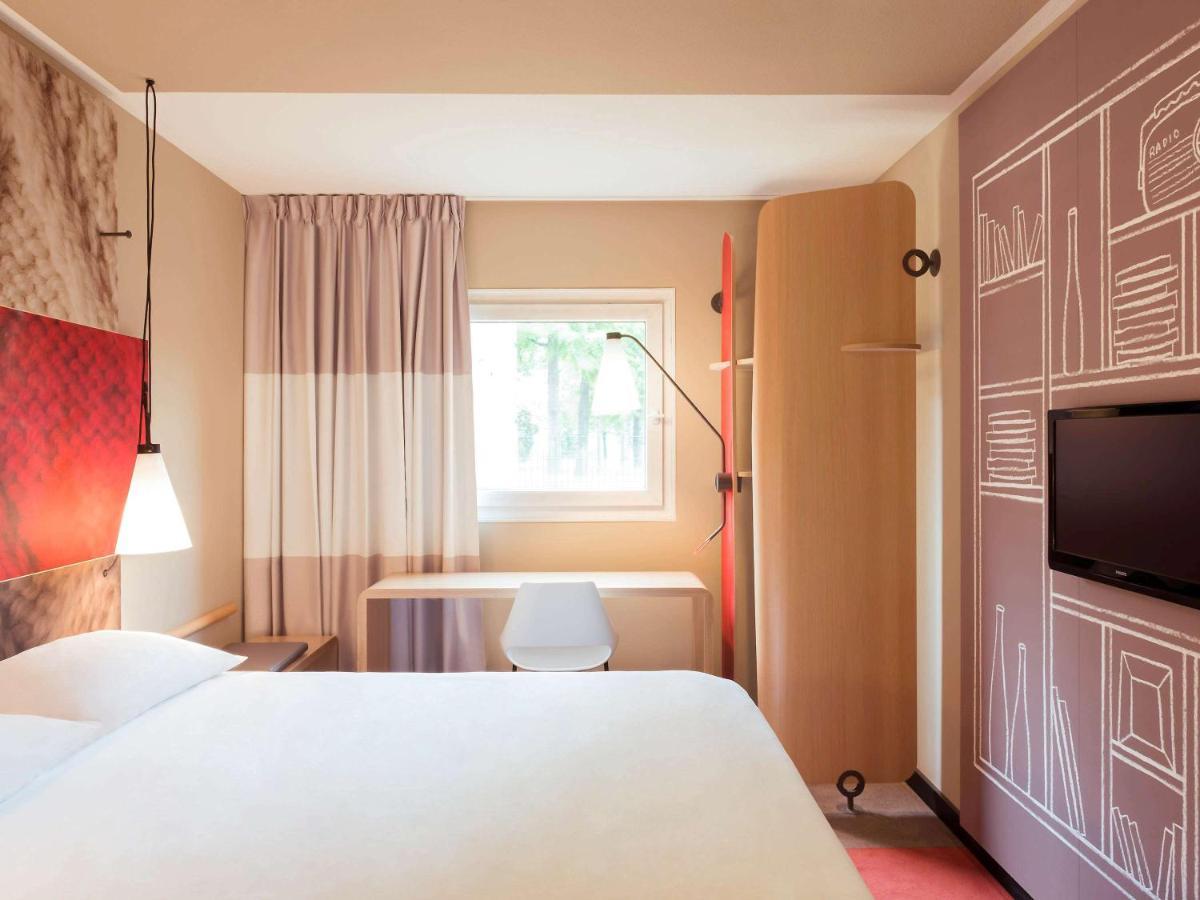 Отель Ibis Saint Brieuc Yffiniac Экстерьер фото